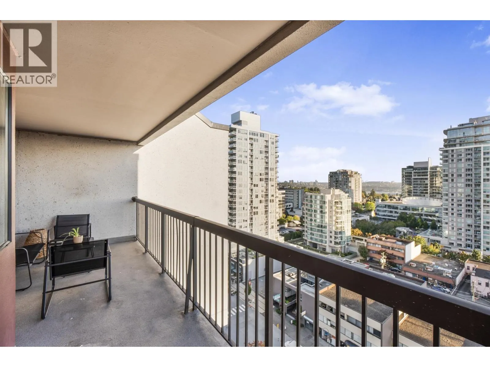 1304 1515 EASTERN AVENUE
