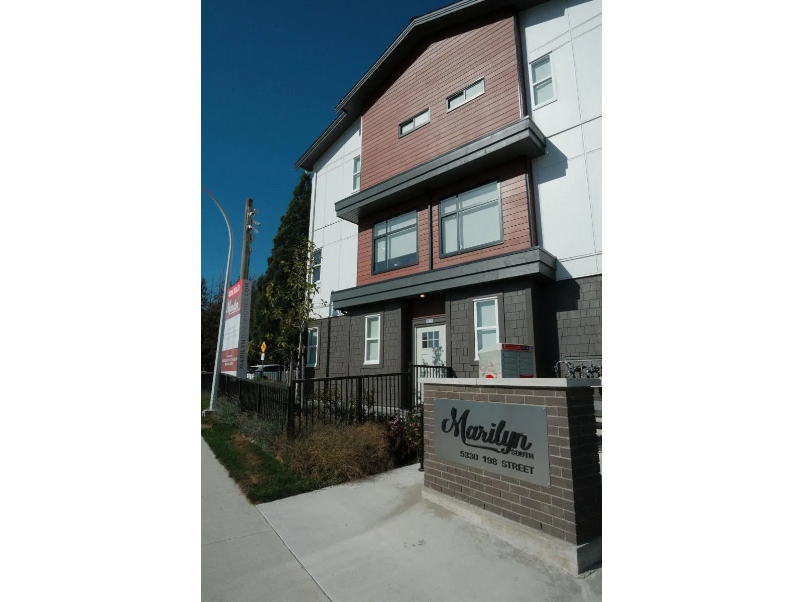 108 5330 198 STREET
