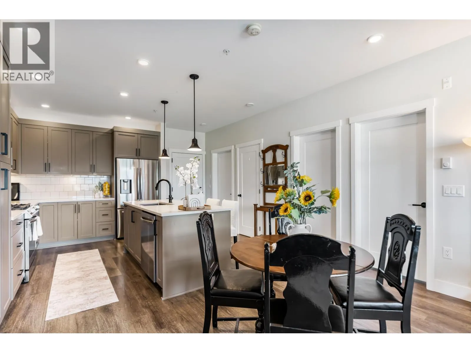 407 22638 119 AVENUE