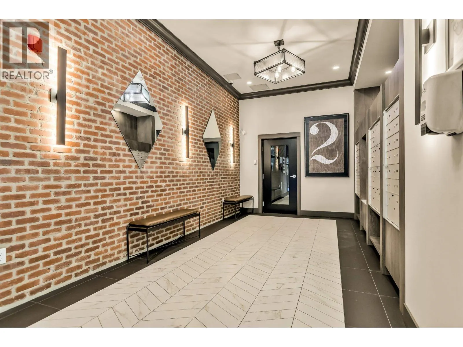 407 22638 119 AVENUE