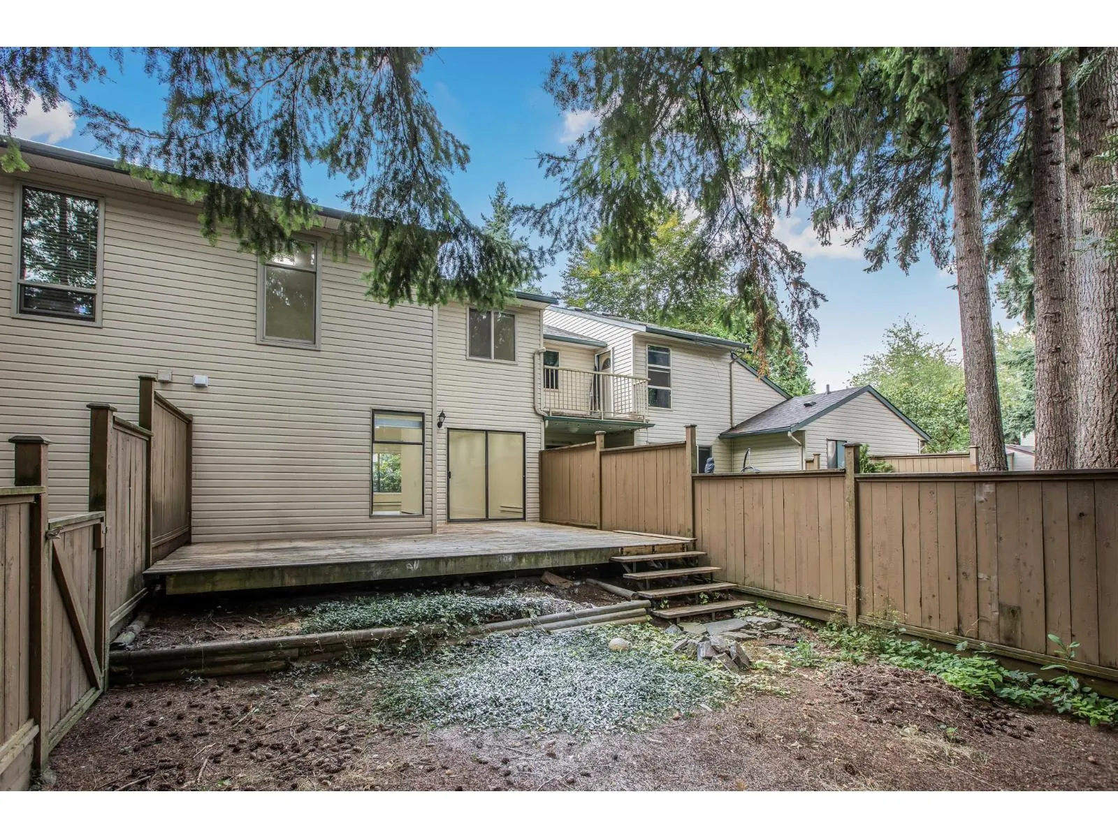 30 32310 MOUAT DRIVE
