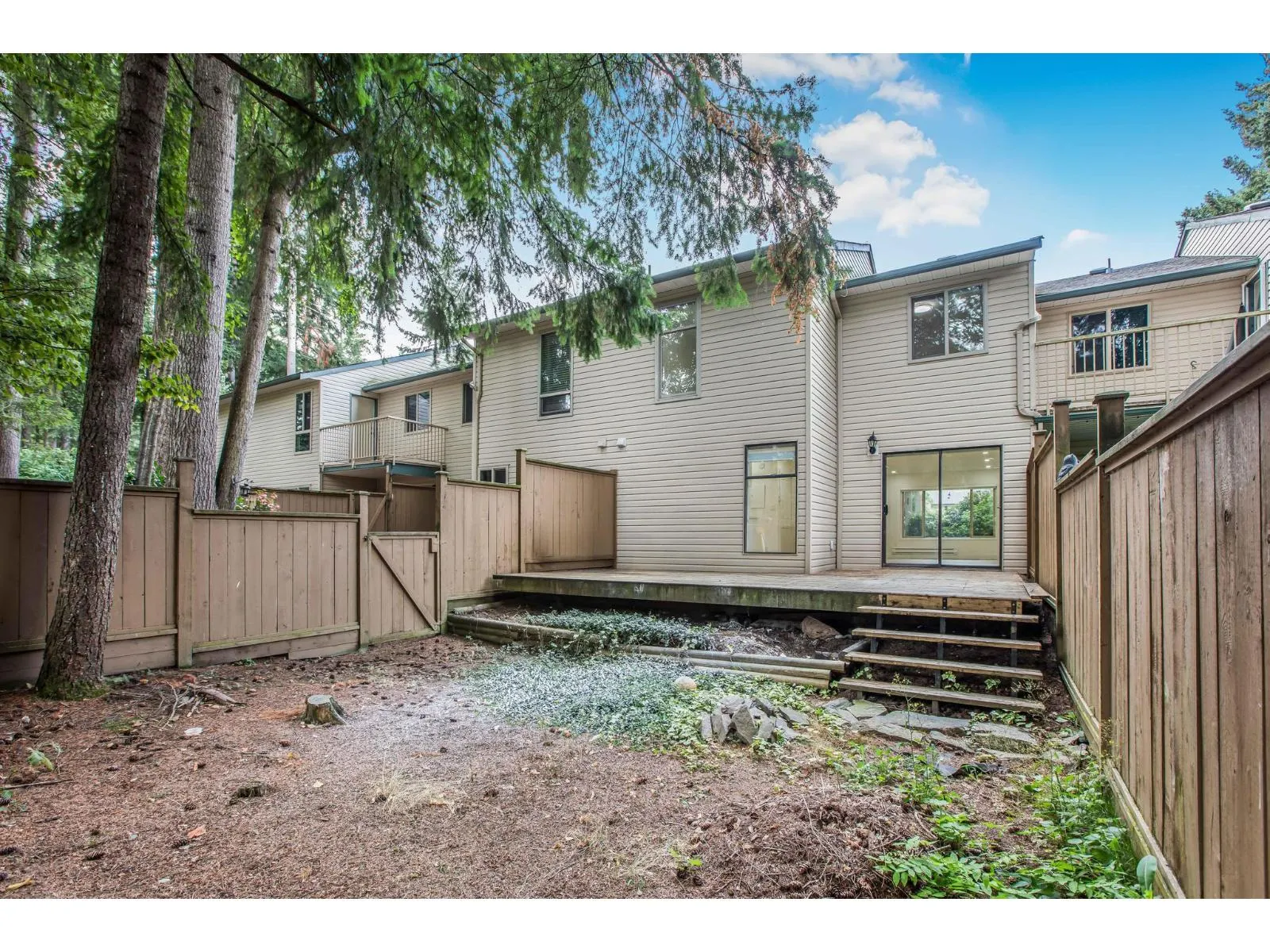 30 32310 MOUAT DRIVE