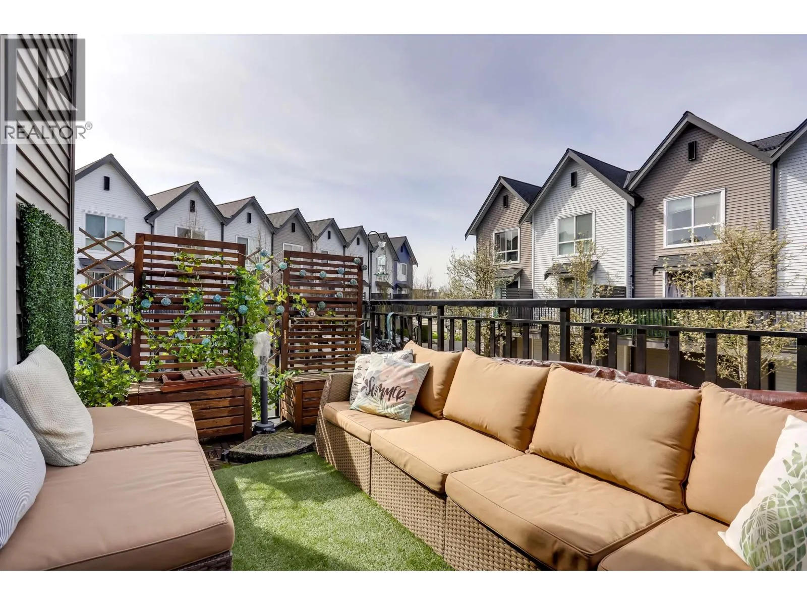 40 2325 RANGER LANE