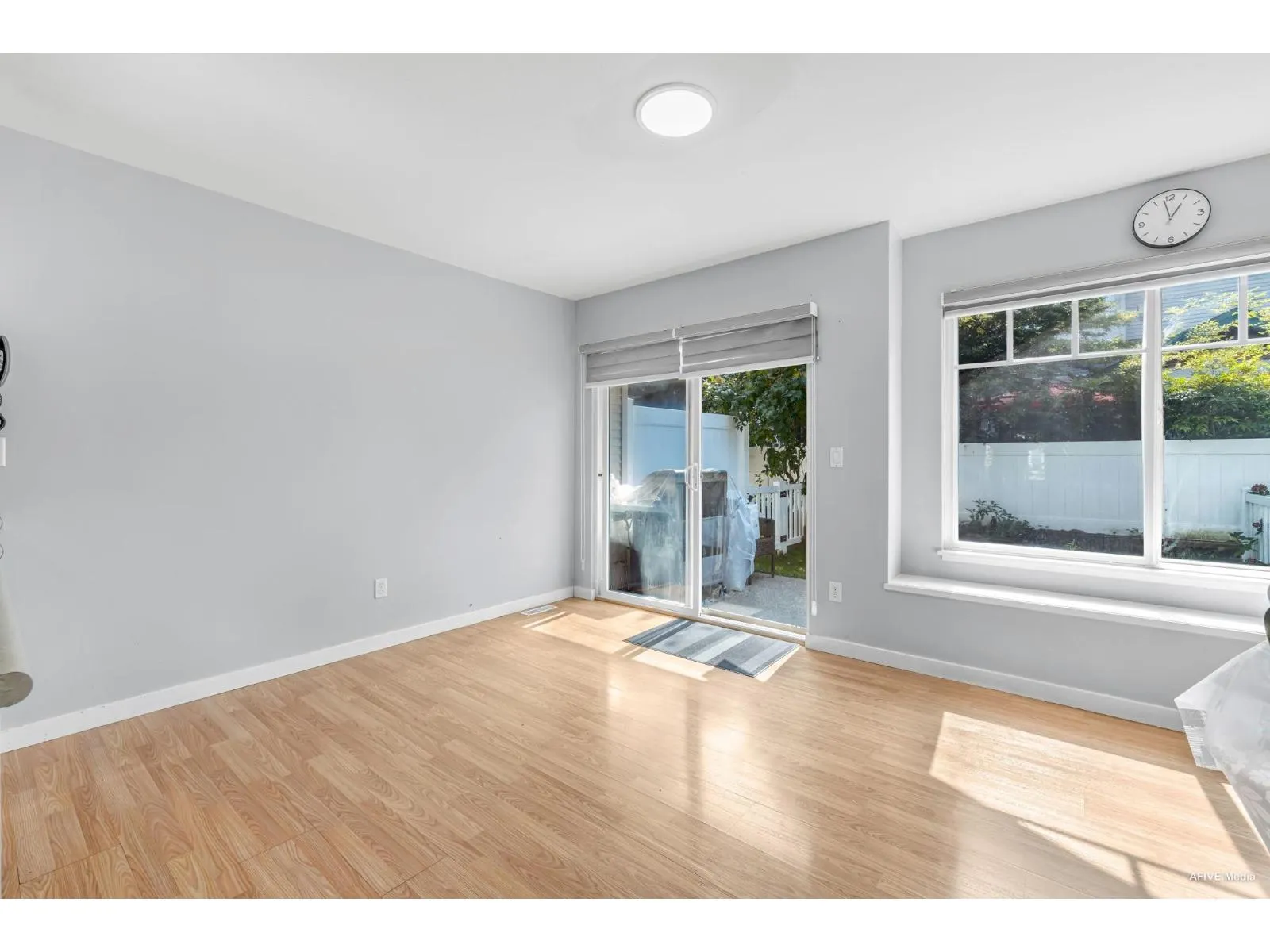 111 12711 64 AVENUE