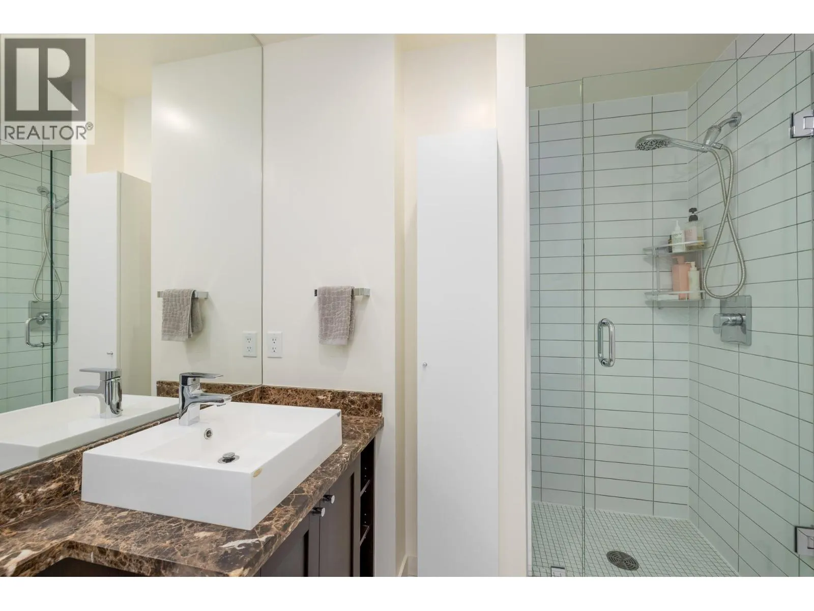 PH3 4815 ELDORADO MEWS