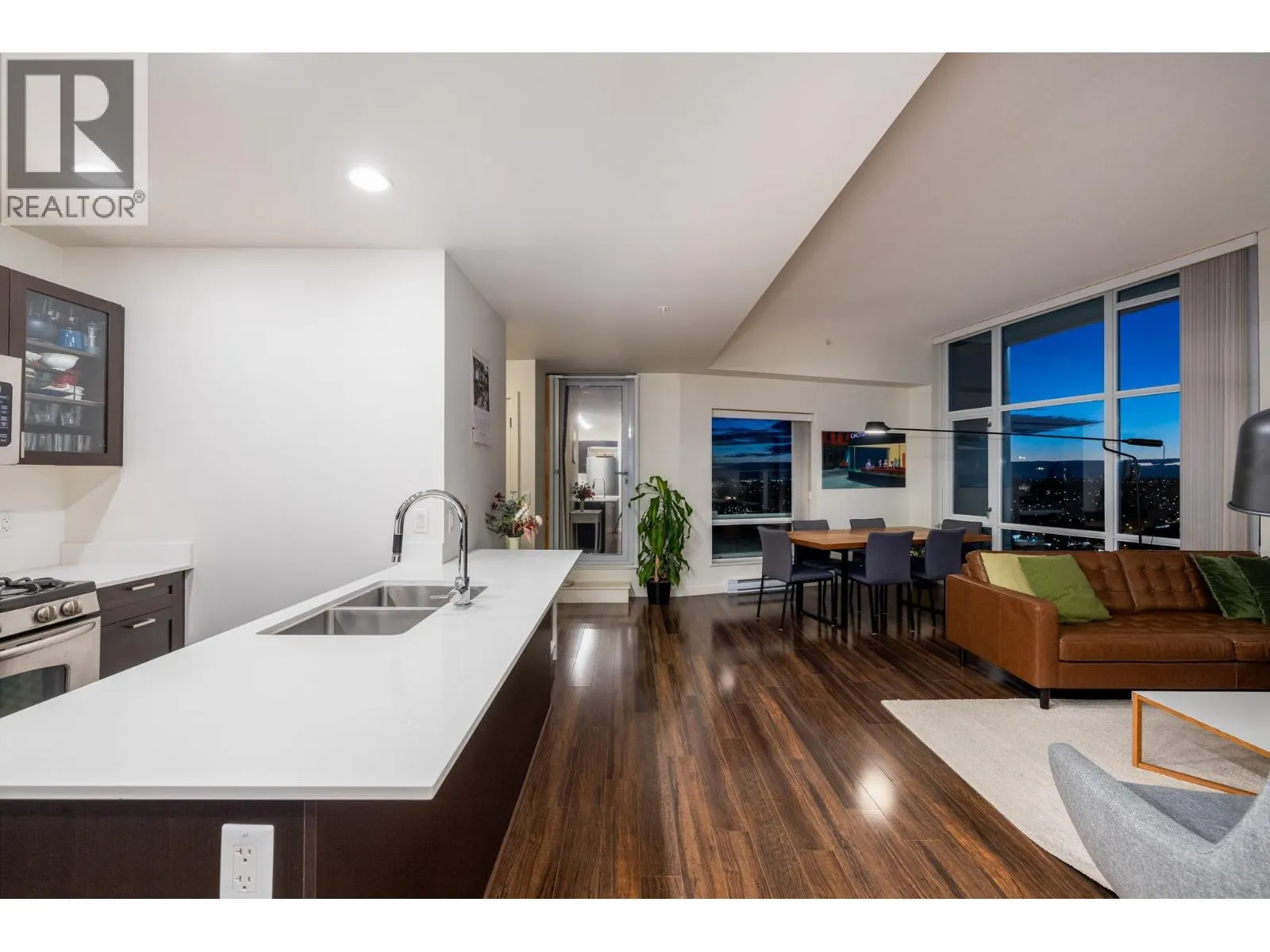 PH3 4815 ELDORADO MEWS