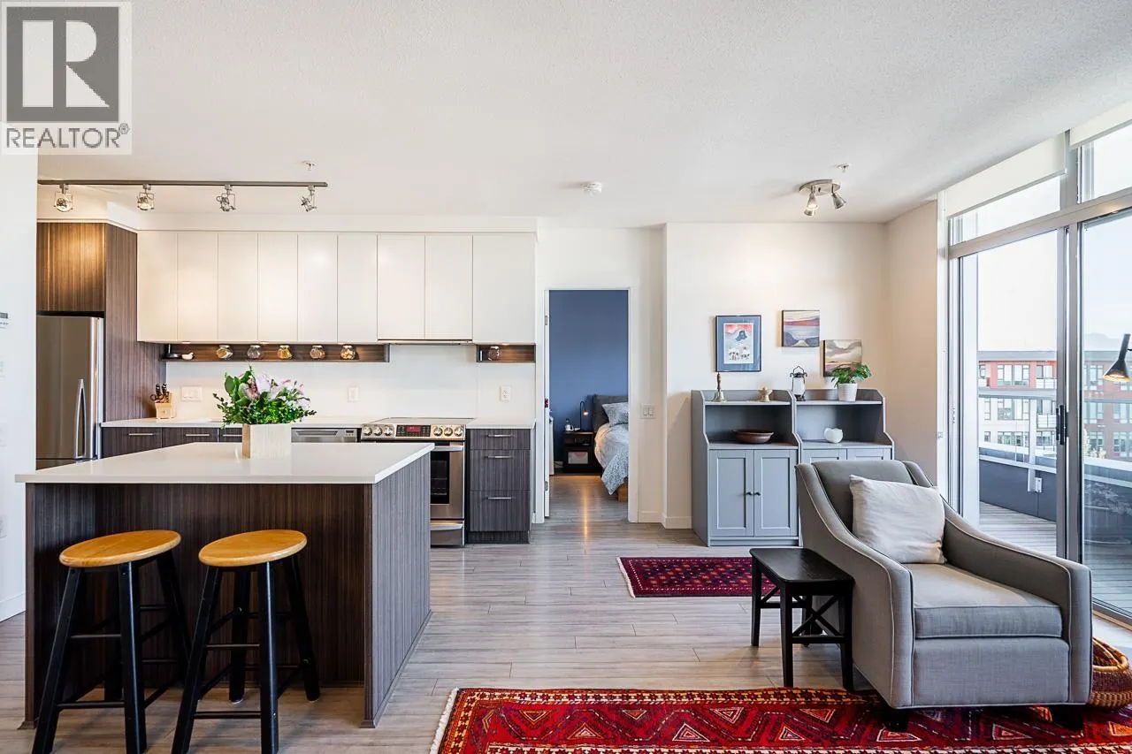 511 4310 HASTINGS STREET