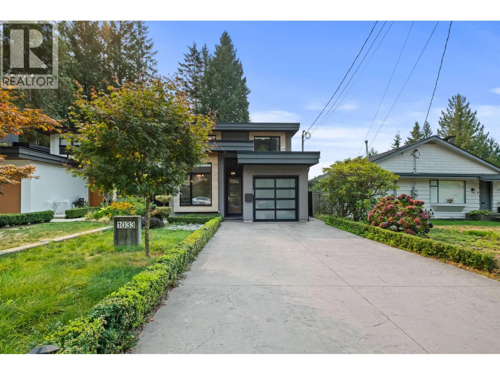 1033 PROSPECT AVENUE