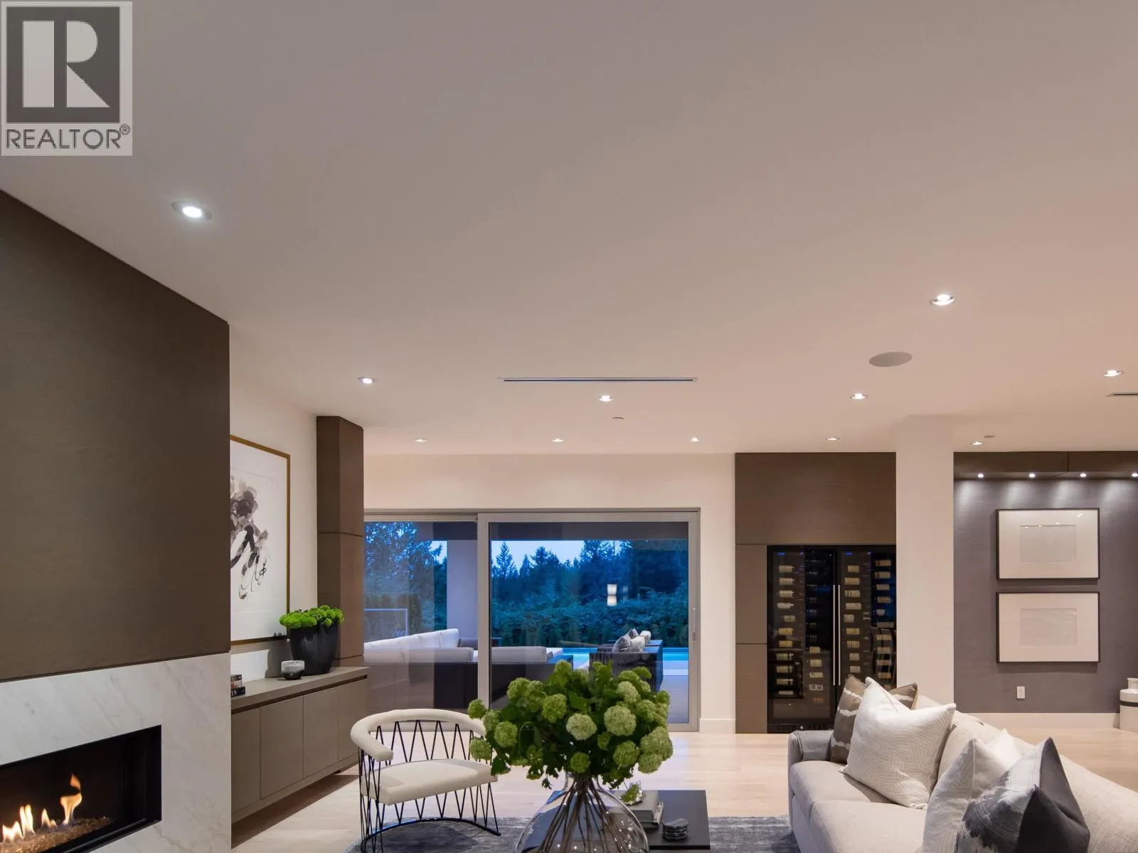 4177 ROCKRIDGE ROAD