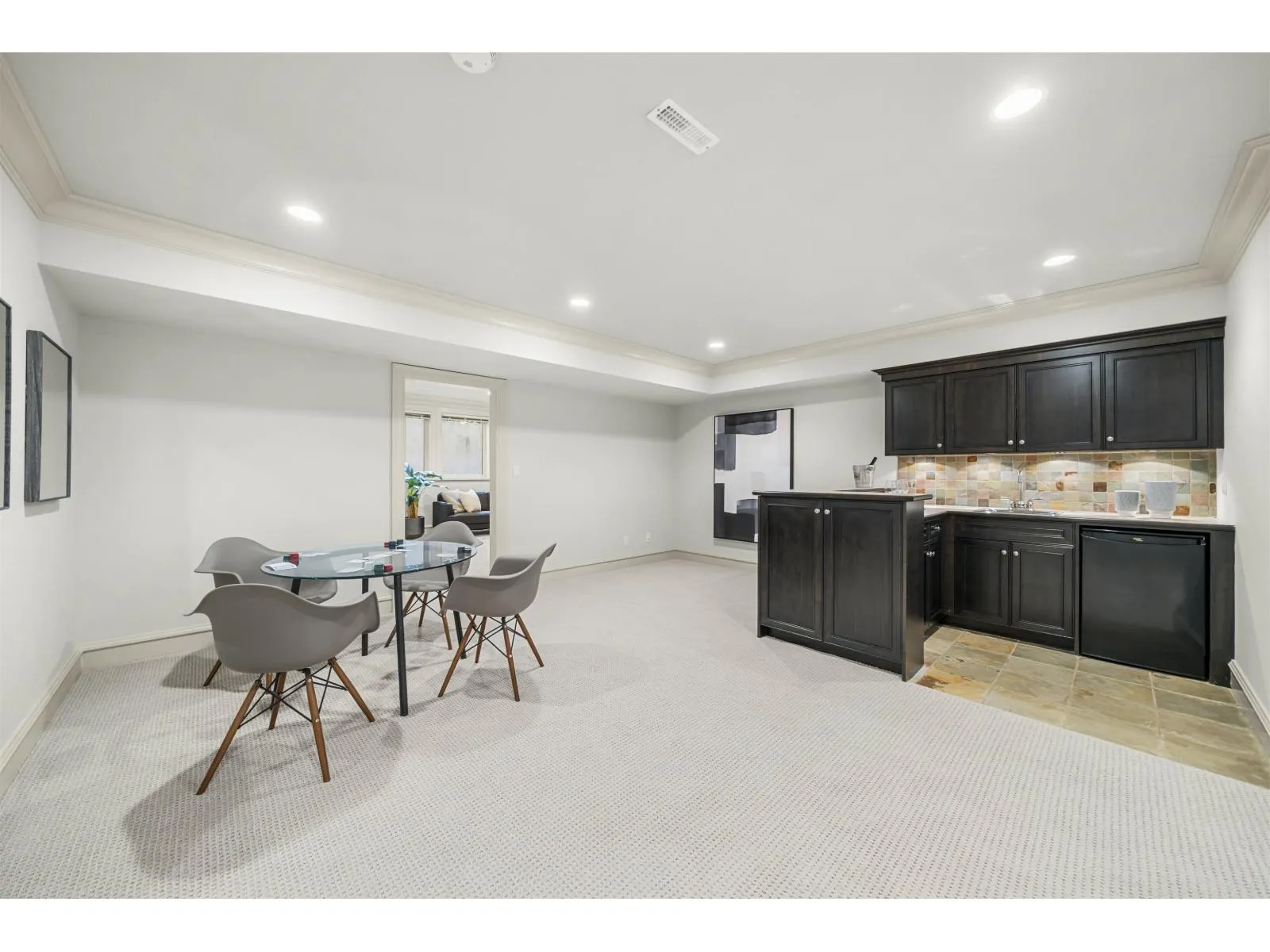 3842 DEVONSHIRE DRIVE