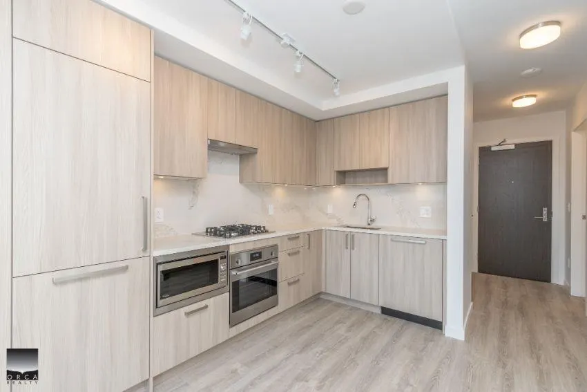 3610 13350 CENTRAL AVENUE