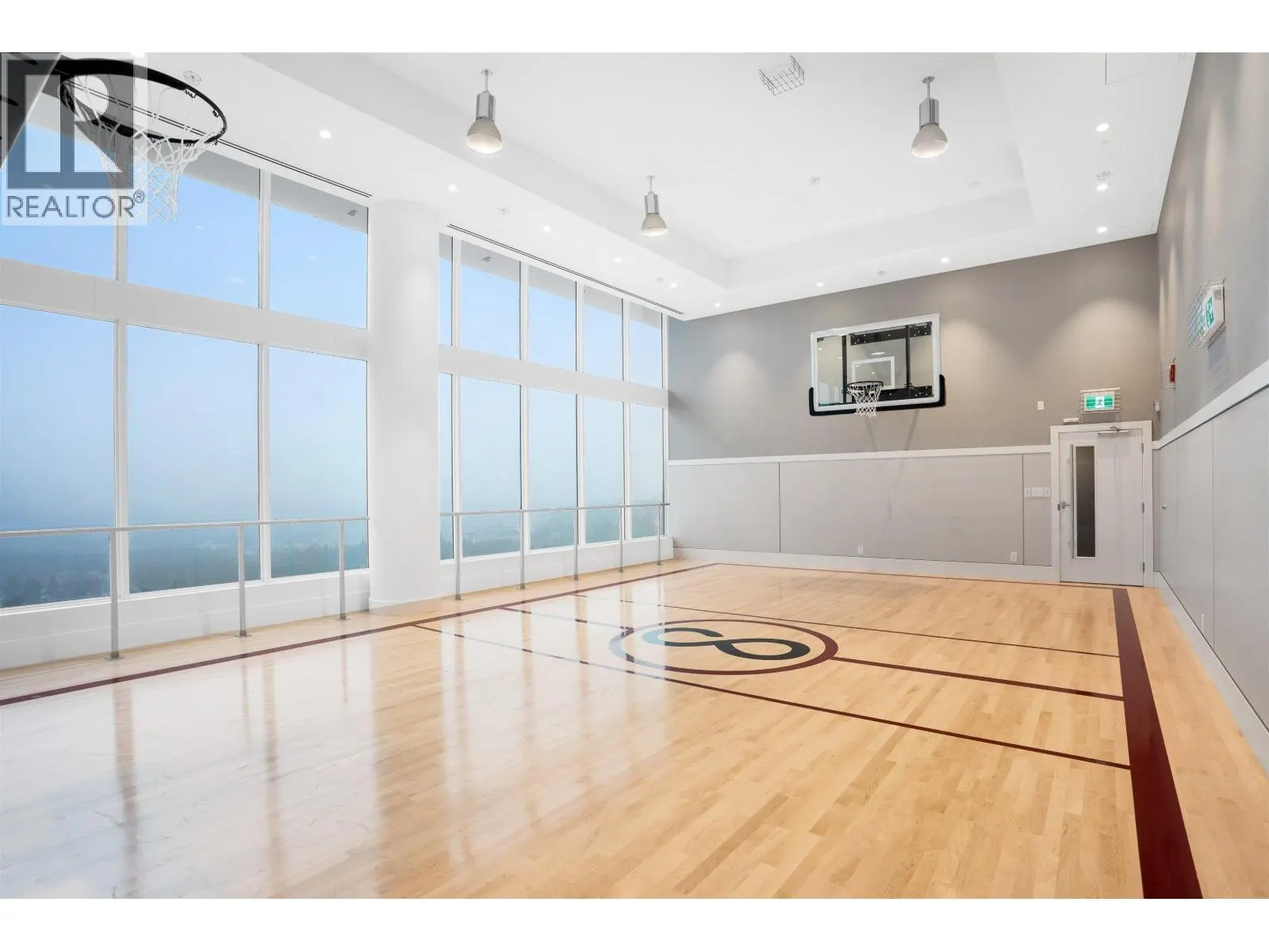 3607 567 CLARKE ROAD