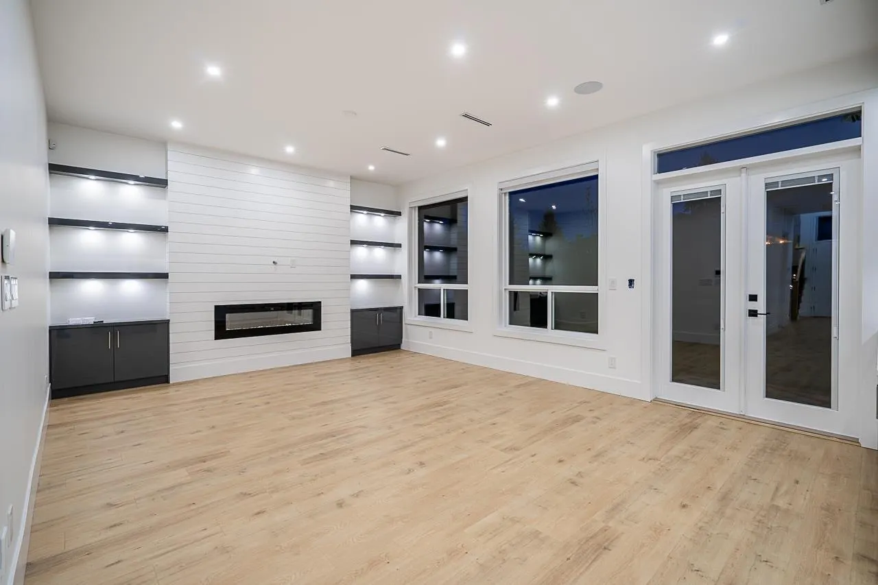 14096 113A AVENUE