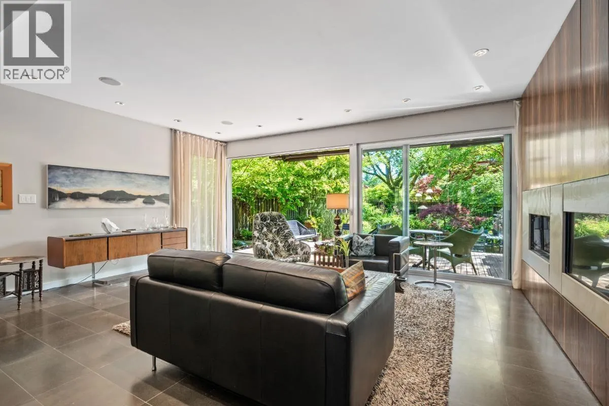 1850 W 30TH AVENUE