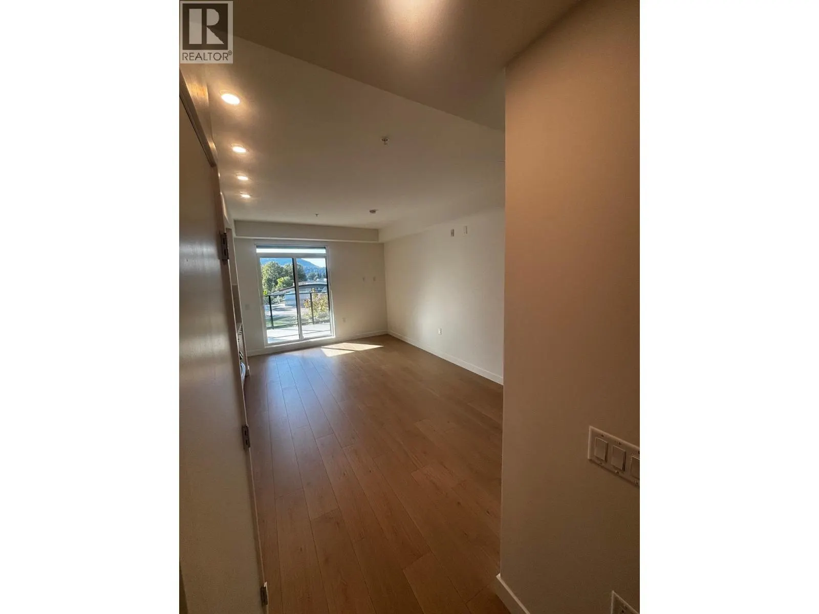 410 150 JAMES ROAD
