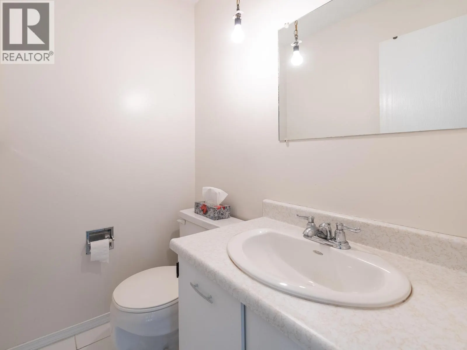 4245 BIRCHWOOD CRESCENT