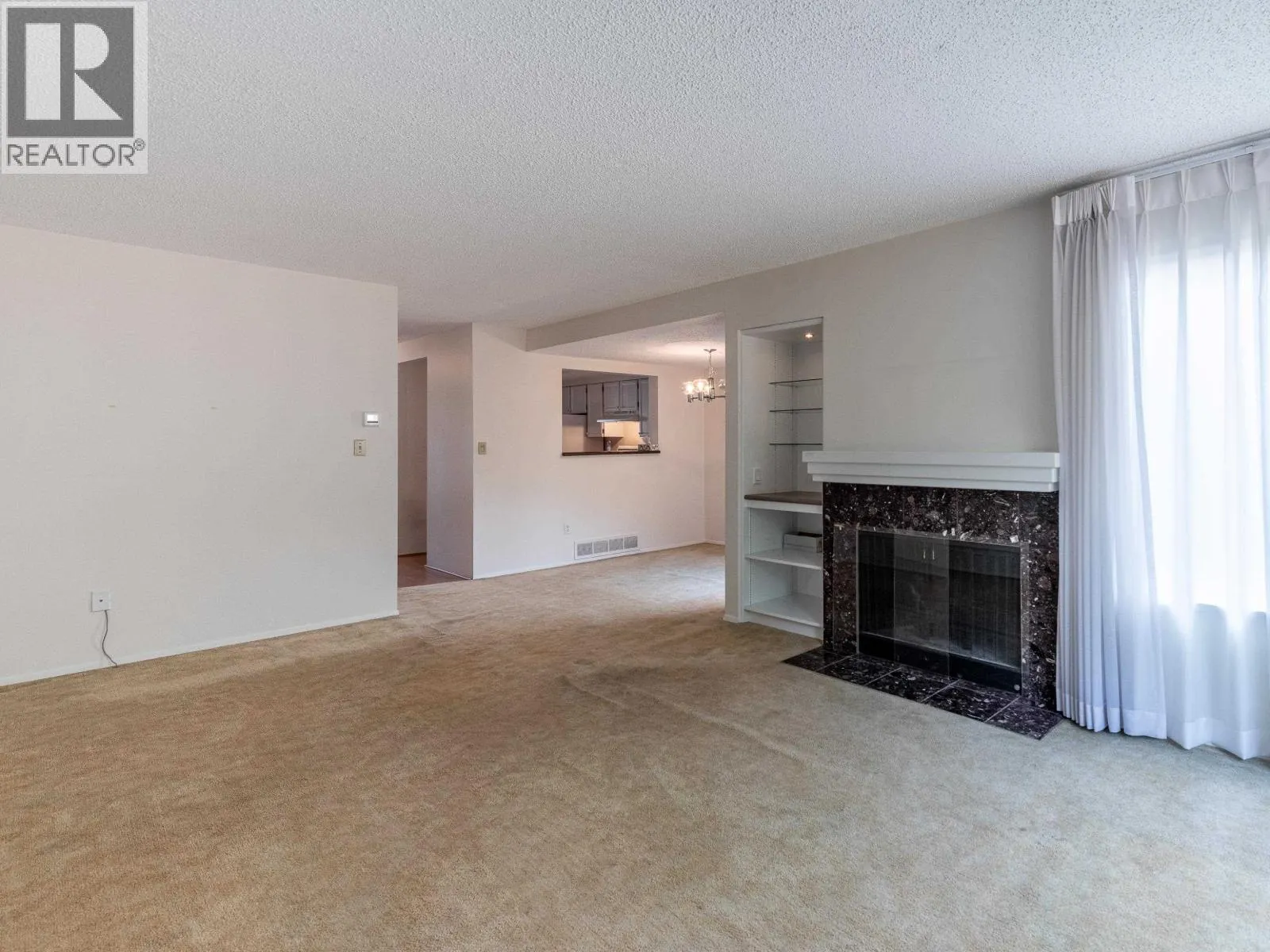 4245 BIRCHWOOD CRESCENT