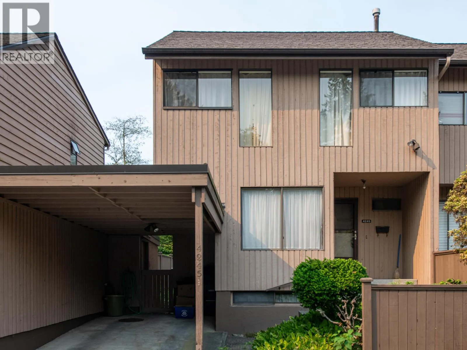 4245 BIRCHWOOD CRESCENT