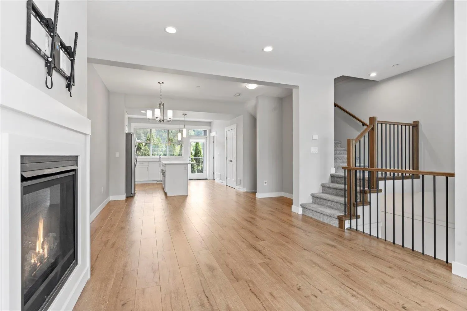 4 6029 PROMONTORY ROAD|Sardis South