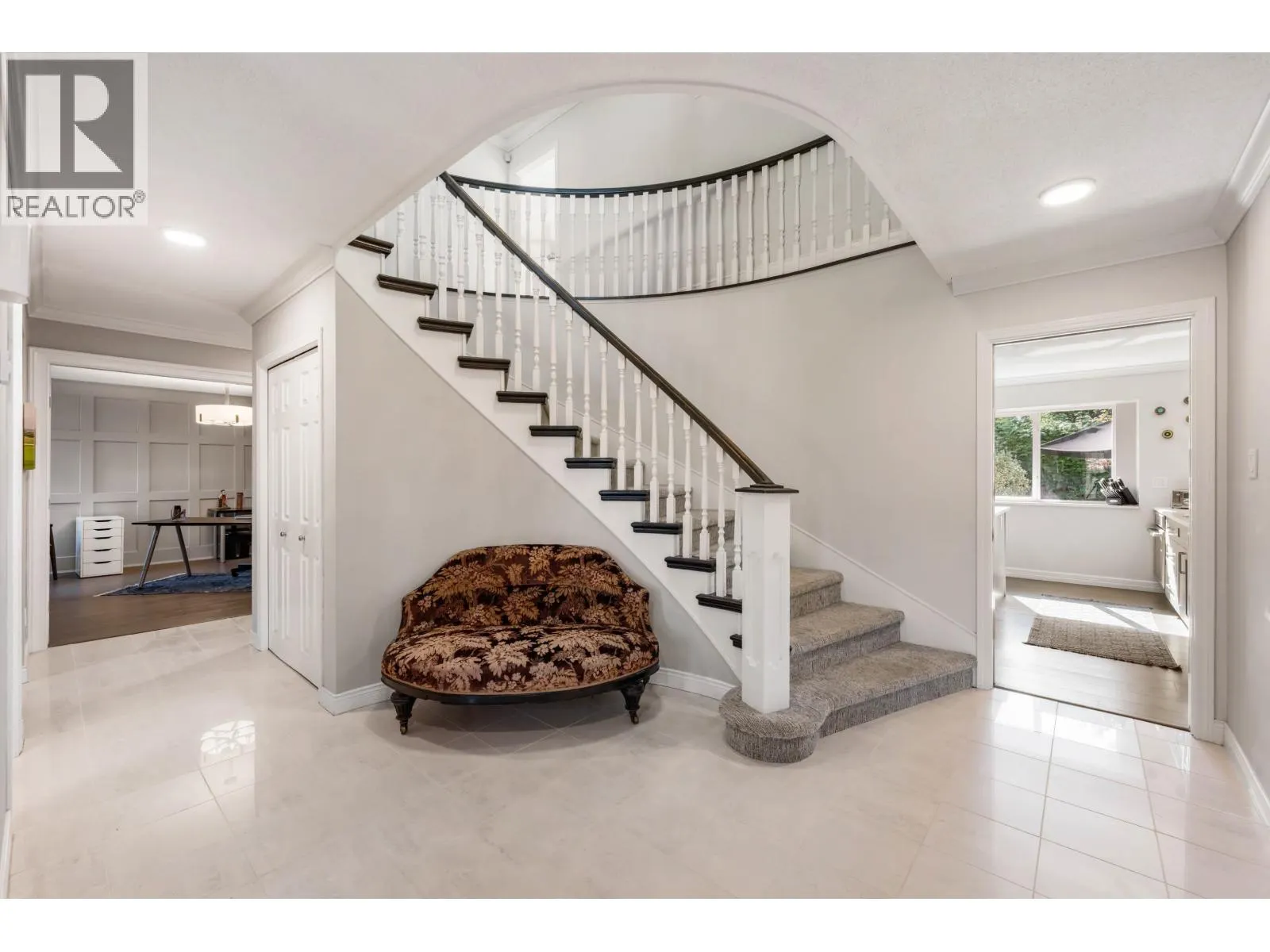 5796 GOLDENROD CRESCENT