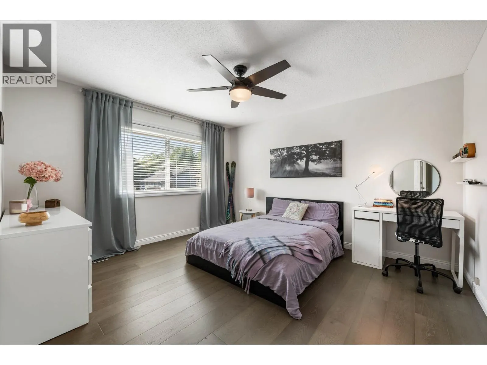 5796 GOLDENROD CRESCENT