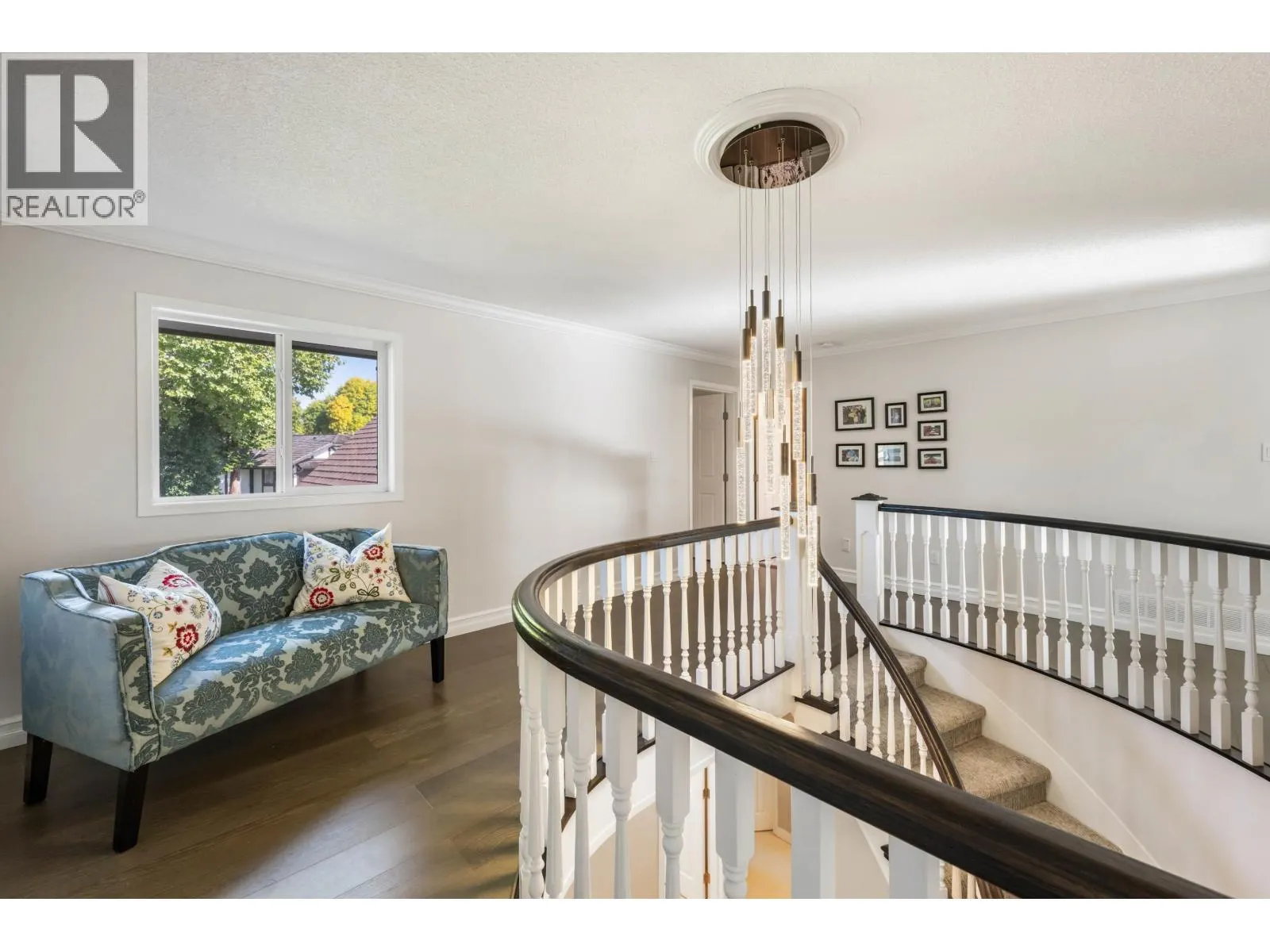 5796 GOLDENROD CRESCENT