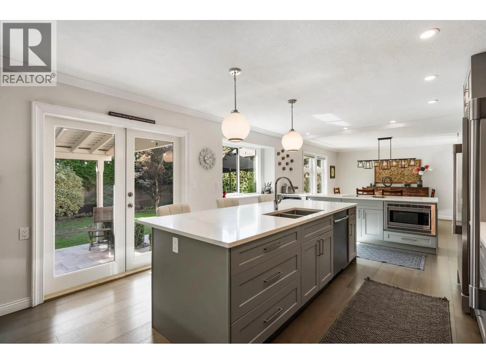 5796 GOLDENROD CRESCENT