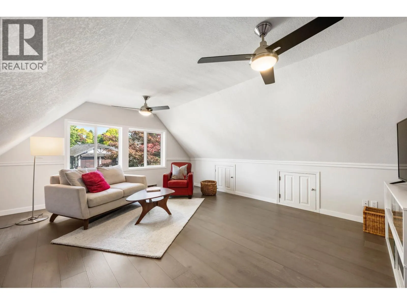 5796 GOLDENROD CRESCENT