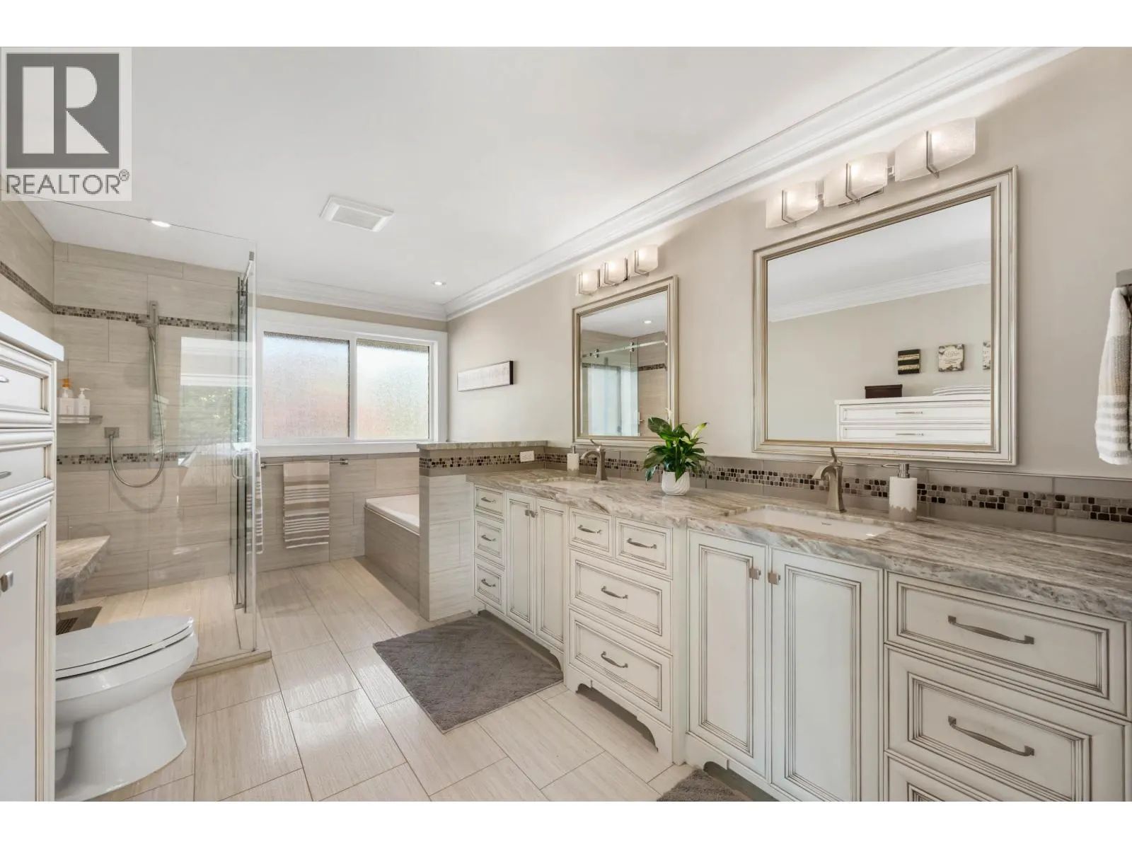 5796 GOLDENROD CRESCENT