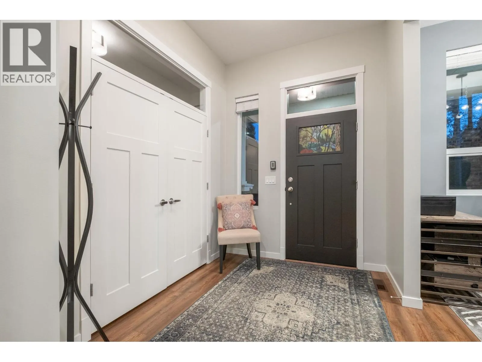 24095 FERN CRESCENT