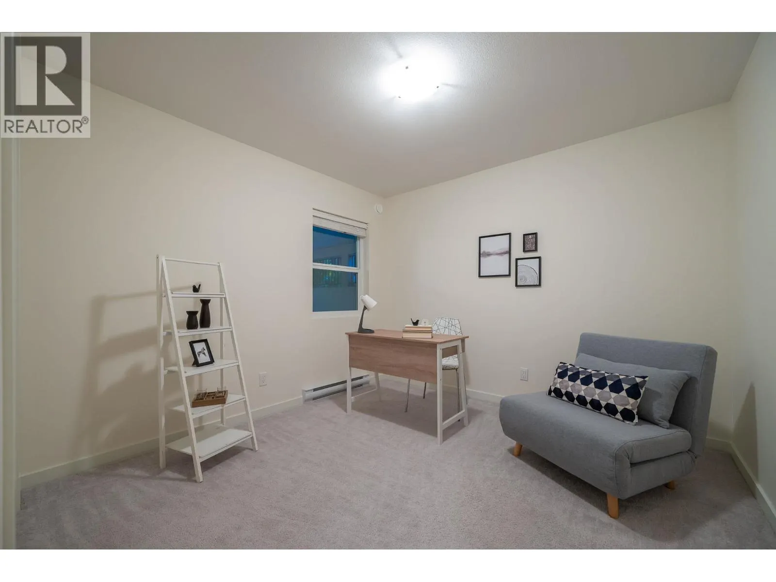 24095 FERN CRESCENT