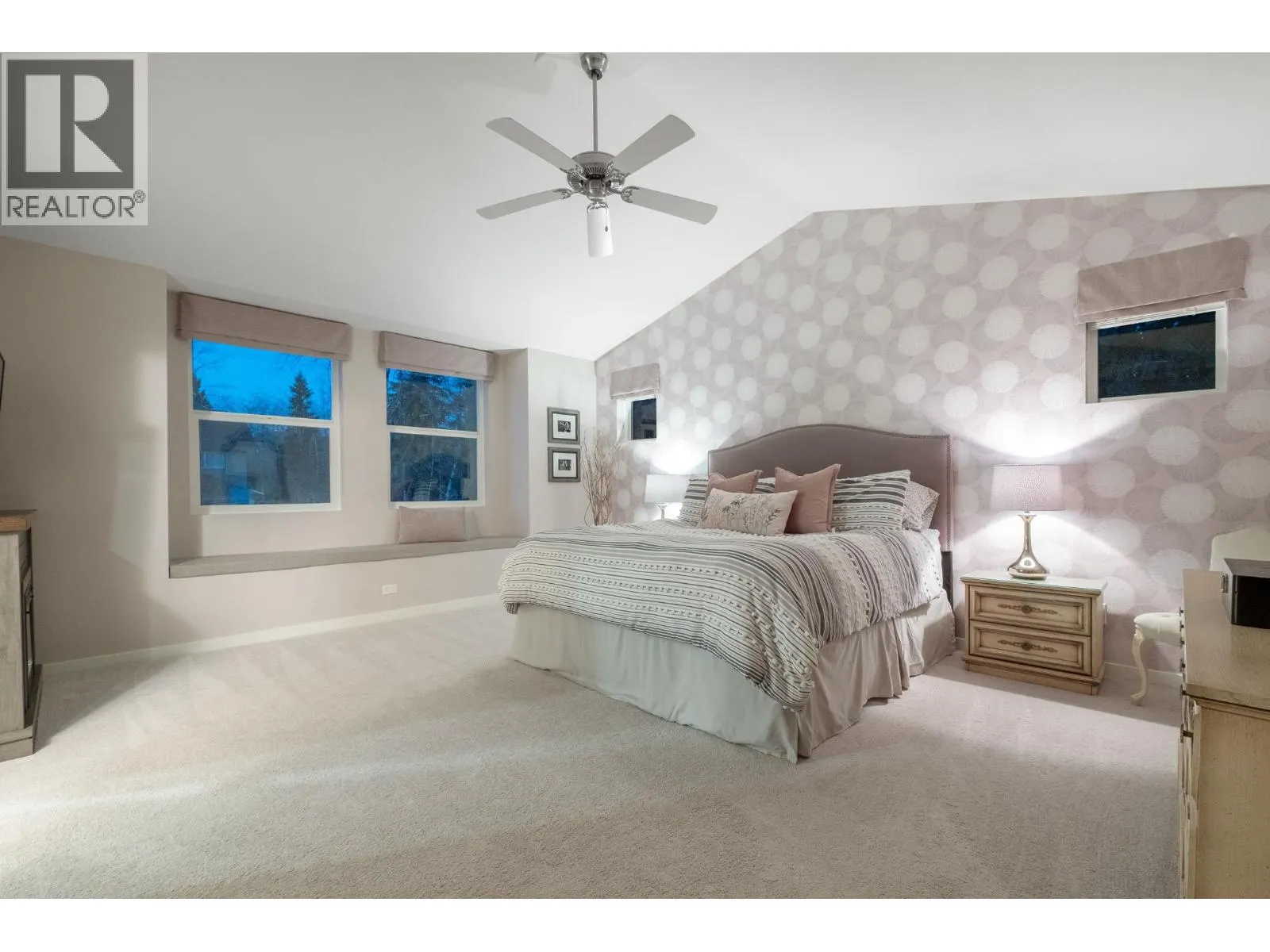 24095 FERN CRESCENT