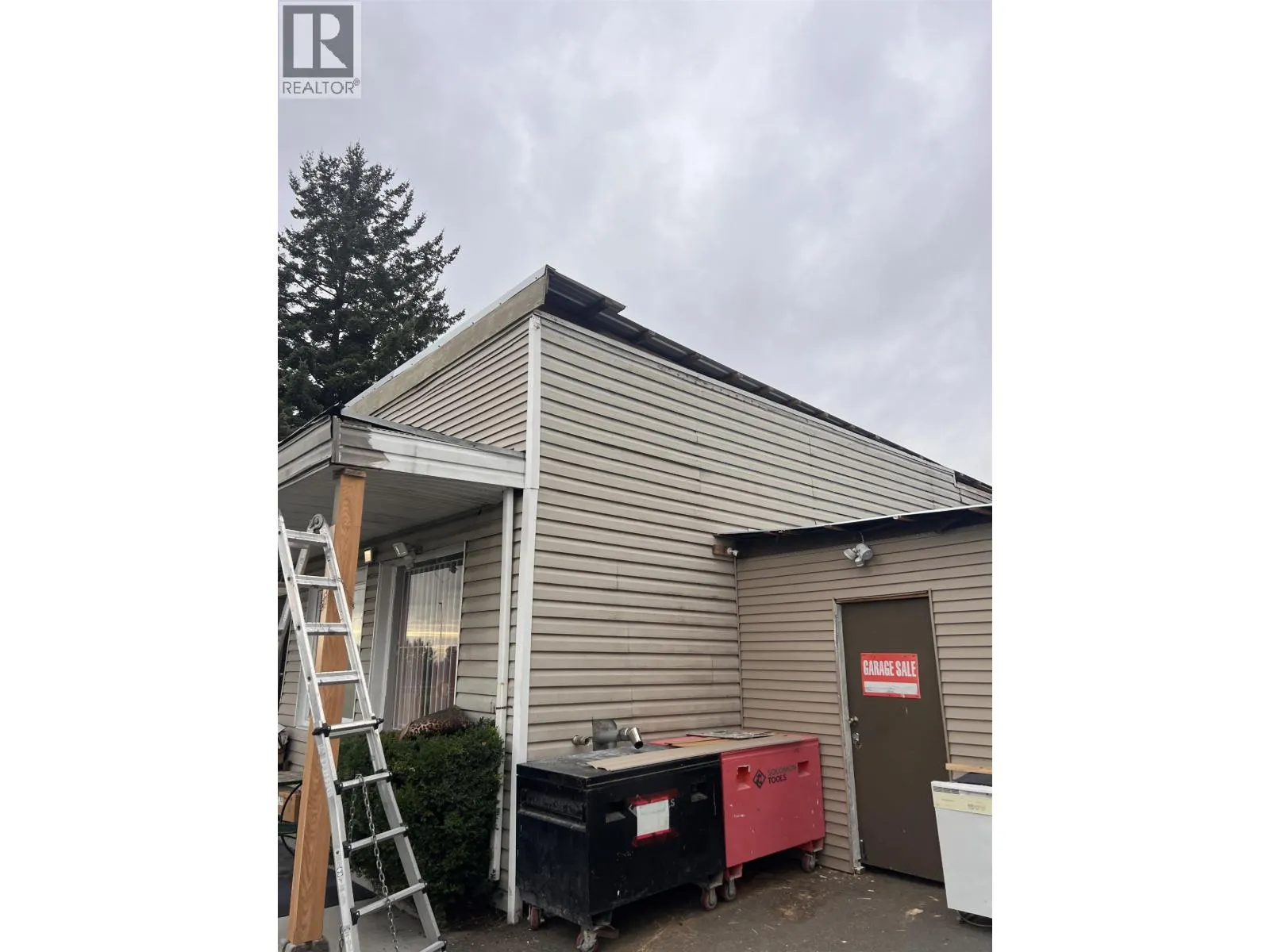 2141 MARINE WAY