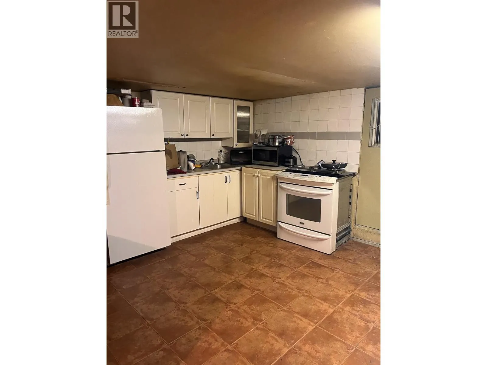 2141 MARINE WAY