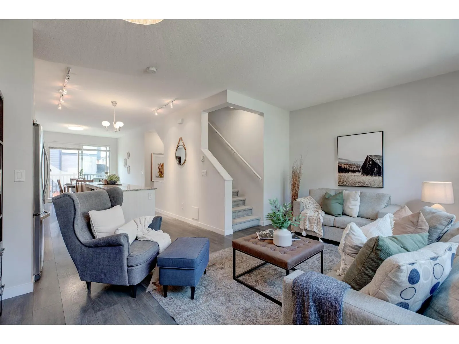 87 8473 163 STREET
