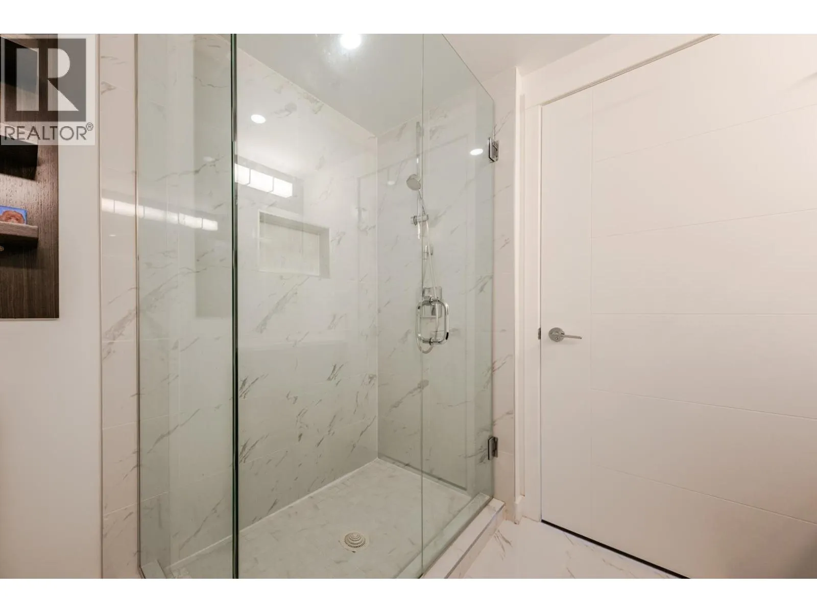 104 7828 GRANVILLE STREET