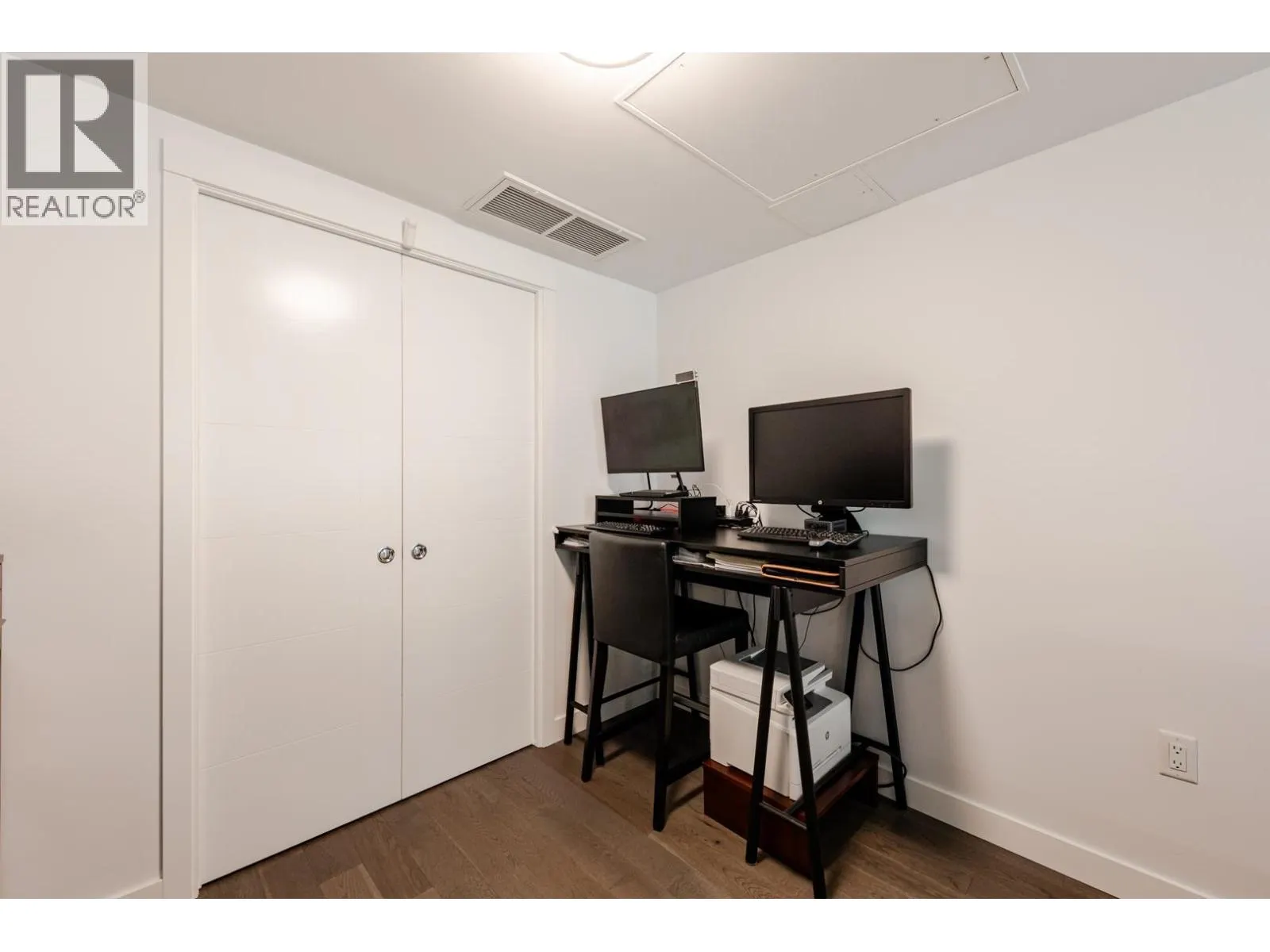 104 7828 GRANVILLE STREET