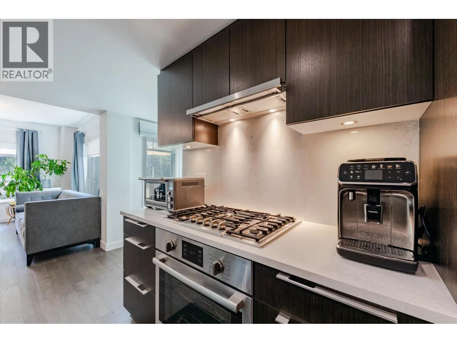 104 7828 GRANVILLE STREET