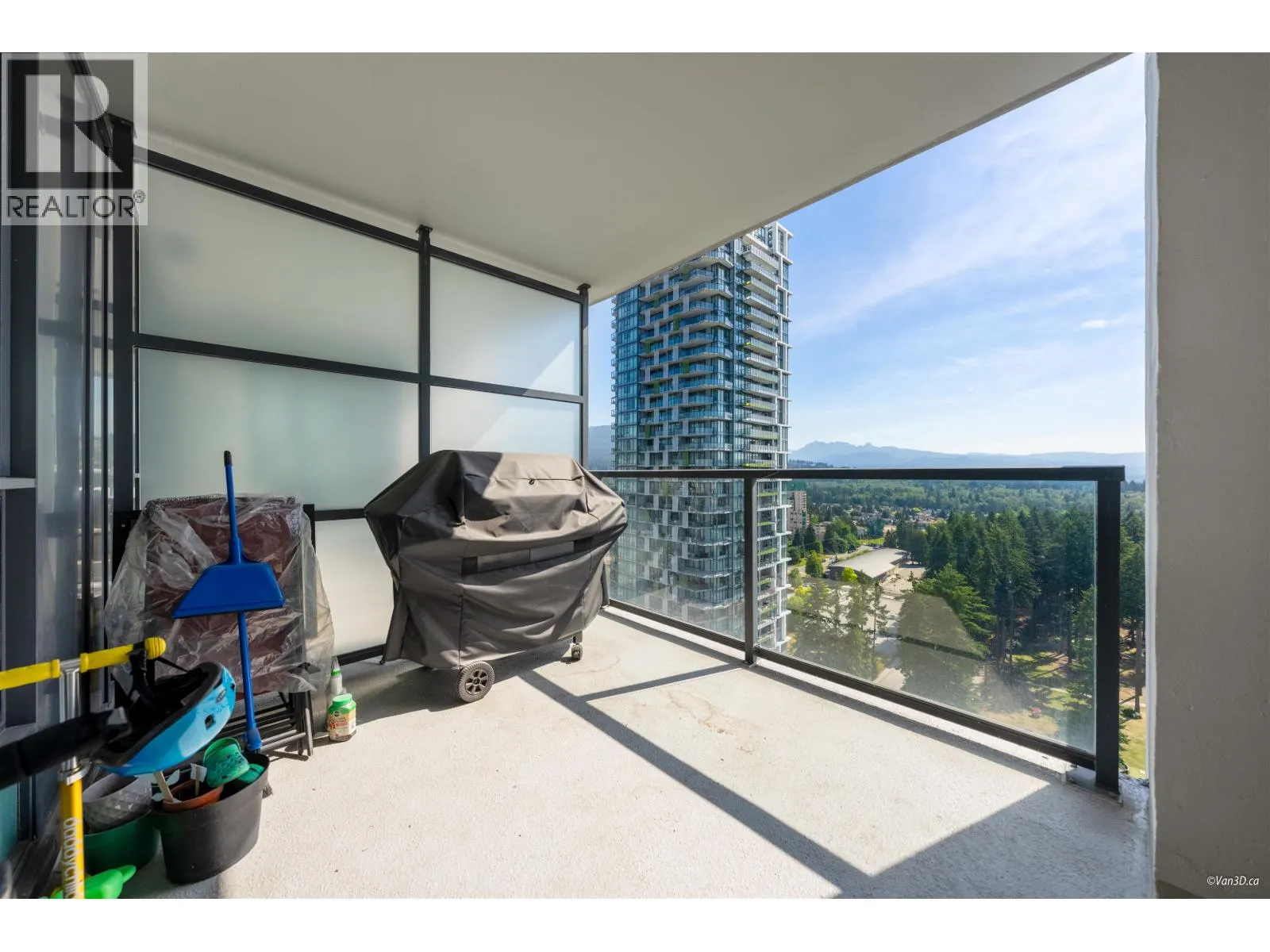 3003 1178 HEFFLEY CRESCENT
