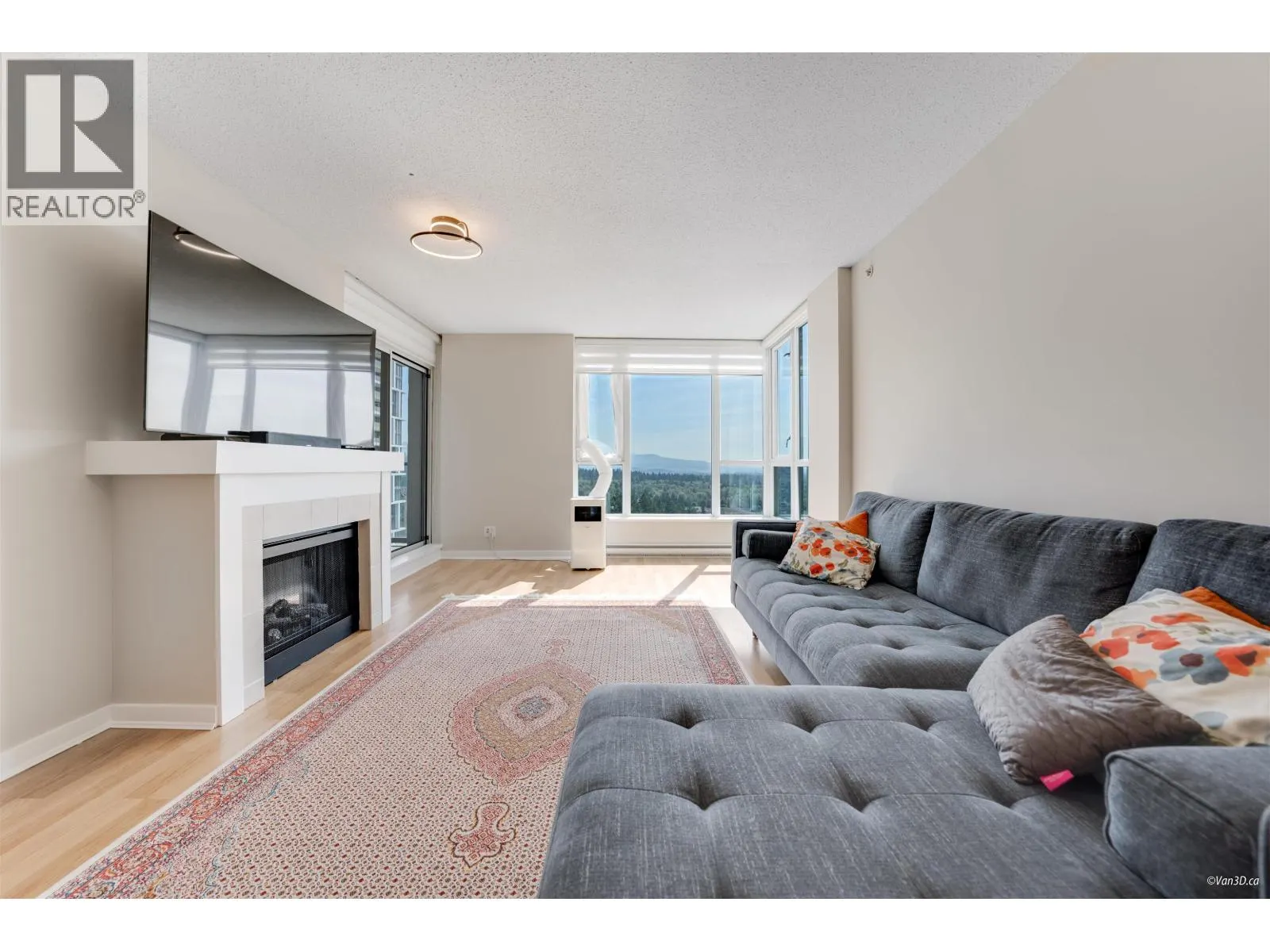 3003 1178 HEFFLEY CRESCENT
