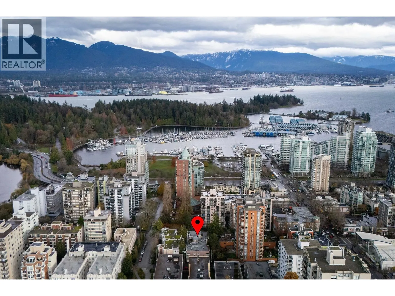 203 1878 ROBSON STREET