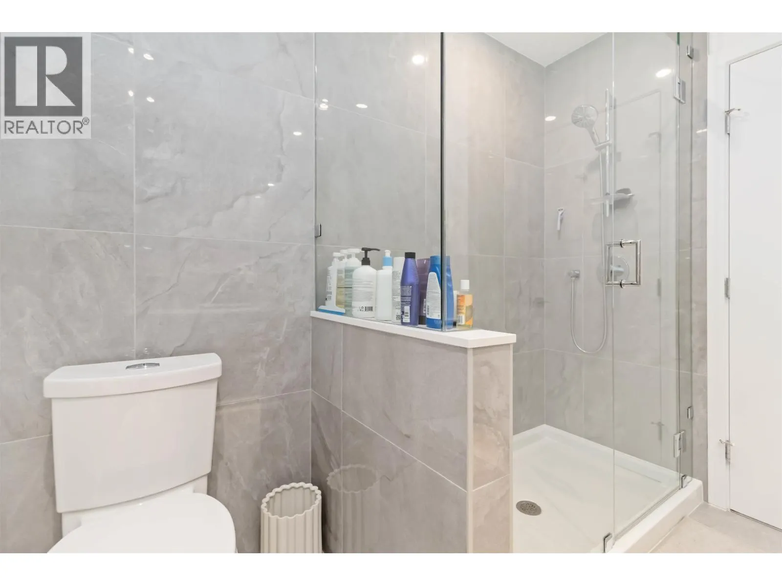2508 680 QUAYSIDE DRIVE