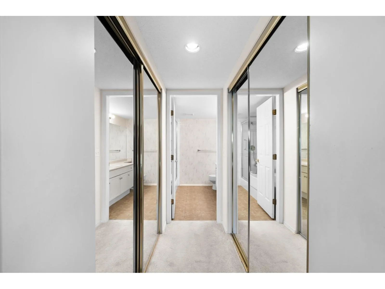 171 13888 70 AVENUE