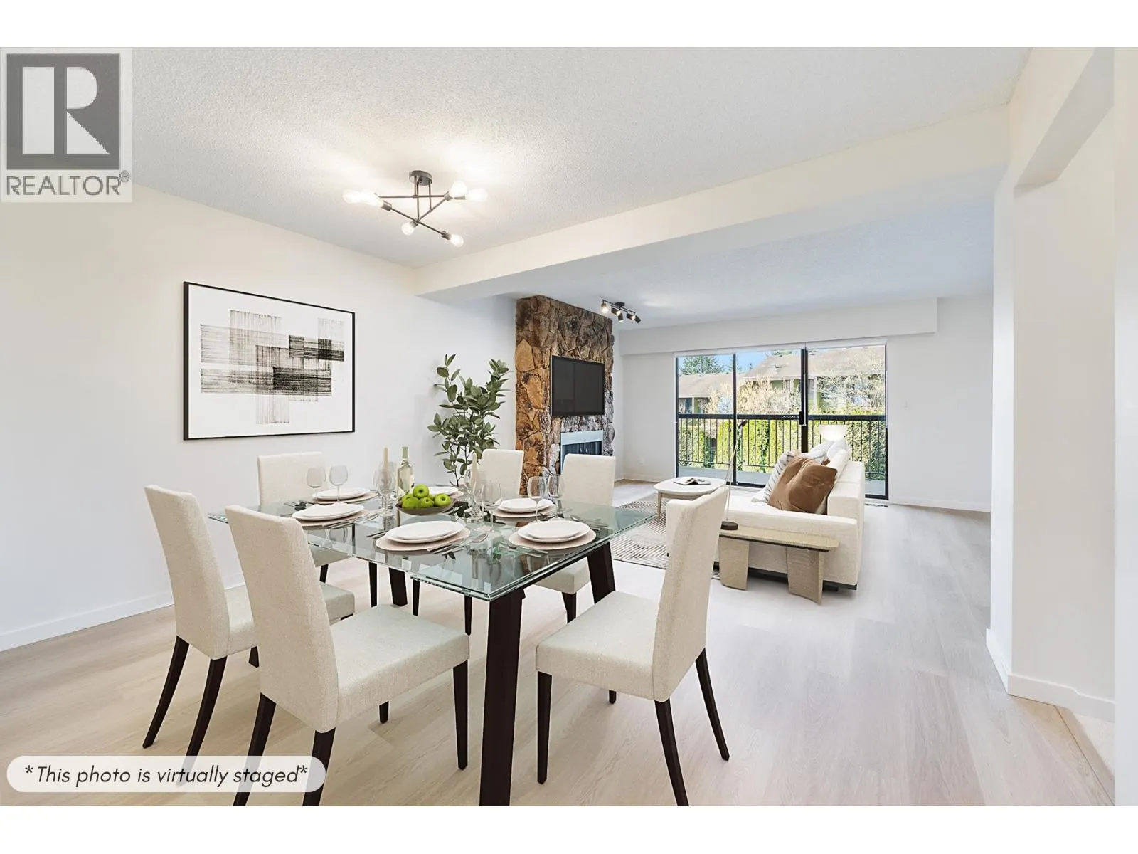 2620 MOORCROFT COURT