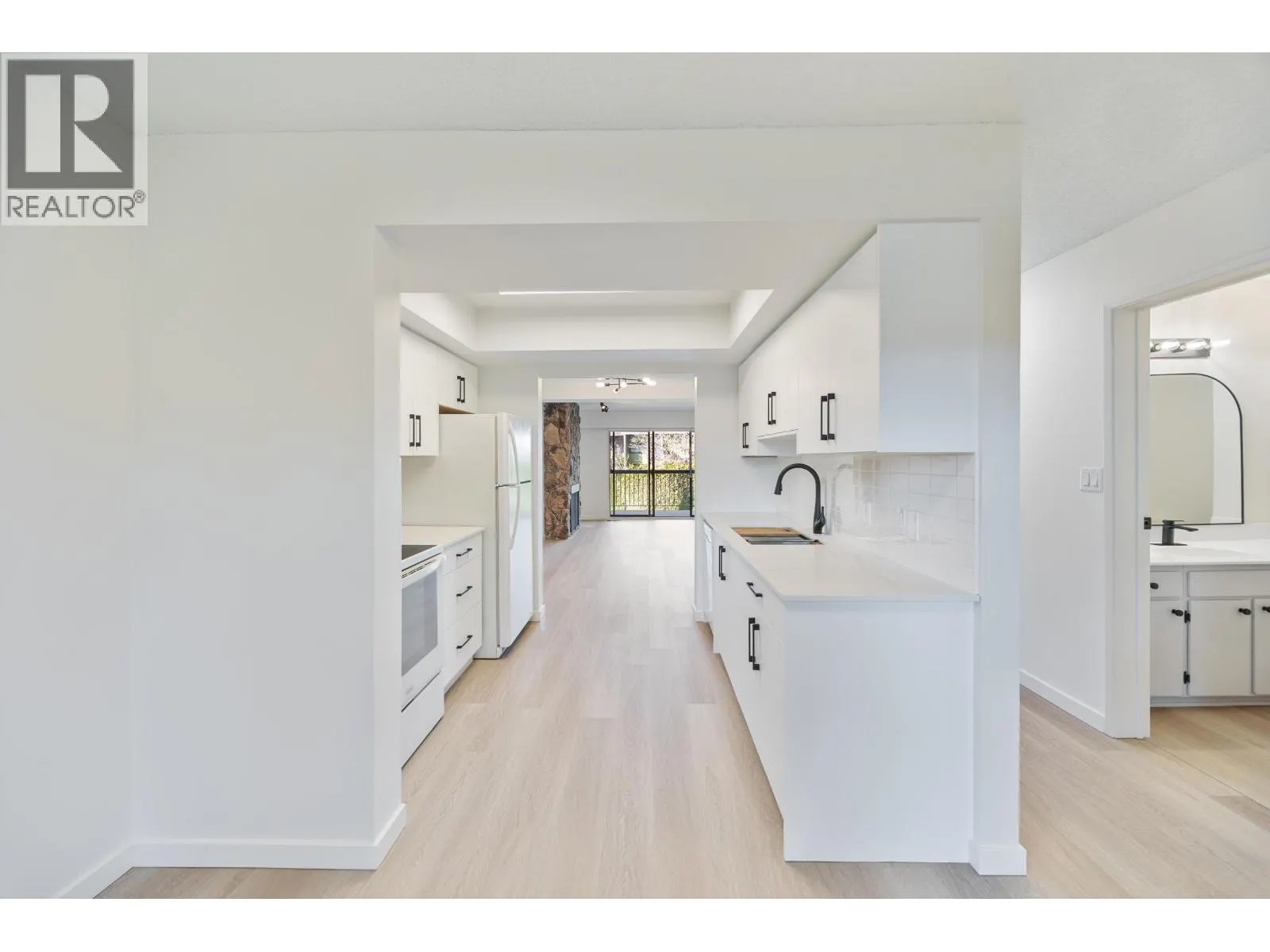 2620 MOORCROFT COURT