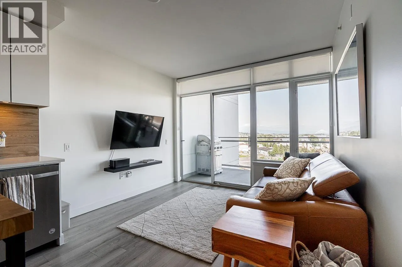 708 200 NELSON'S CRESCENT