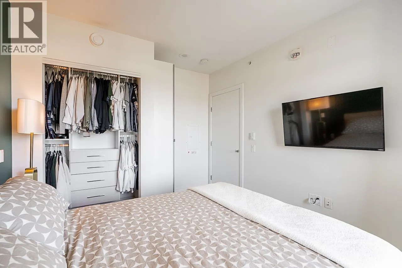 708 200 NELSON'S CRESCENT