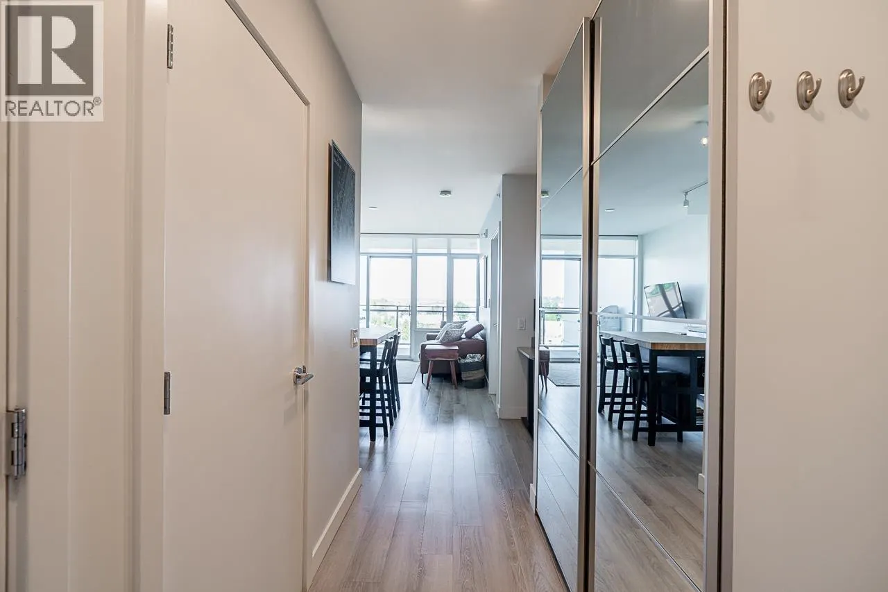 708 200 NELSON'S CRESCENT