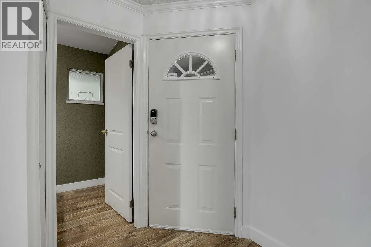 117 1140 CASTLE CRESCENT