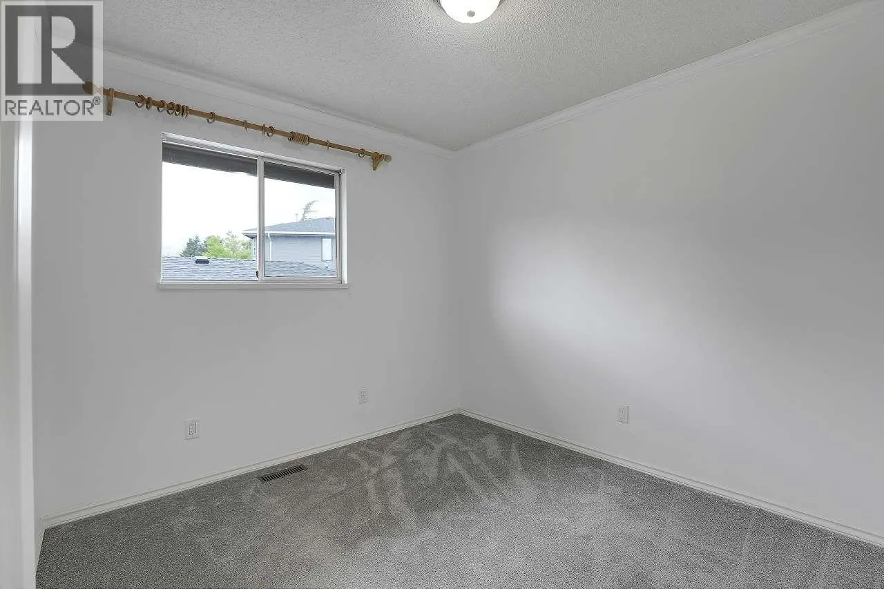 117 1140 CASTLE CRESCENT